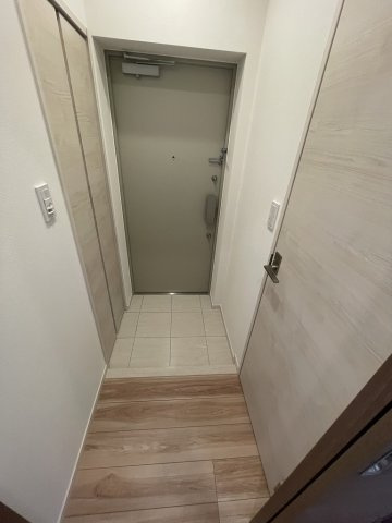 WHARF文京茗荷谷の玄関