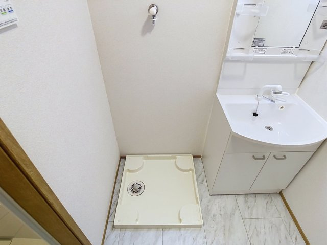 アクアフィオーレ江南の洗面所