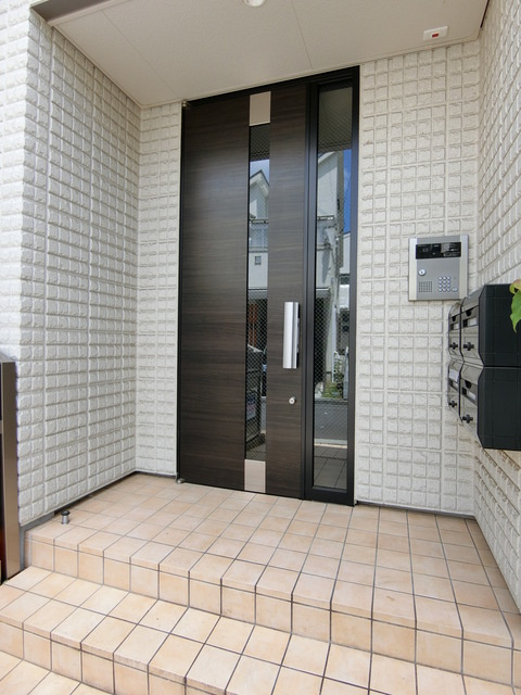 Ｒｅｖｅ　Ｆｌｅｕｒのエントランス|★オートロック完備★