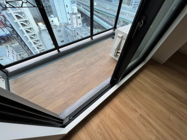 エグゼ堺筋本町のバルコニー