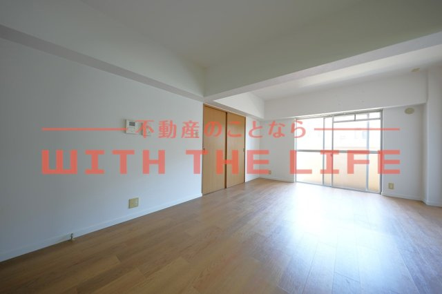 st.Maria Garden Hills【キャッシュバック対象物件】の居間・リビング|落ち着いて過ごせるお部屋なので、寝室にいかがでしょうか
