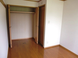 たっぷりとした収納スペースです