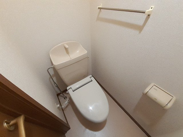 落ち着いたトイレです