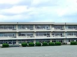 花園小学校まで1000m