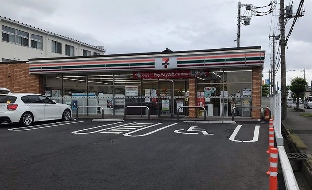 セブン　さいたま深作2丁目店まで240m