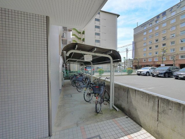 プルミエール新大宮のその他共用部分|駐輪場です