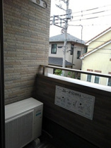 お洗濯にも便利なバルコニー付き