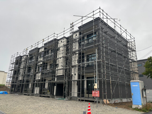 苫小牧市拓勇西町８丁目のアパート