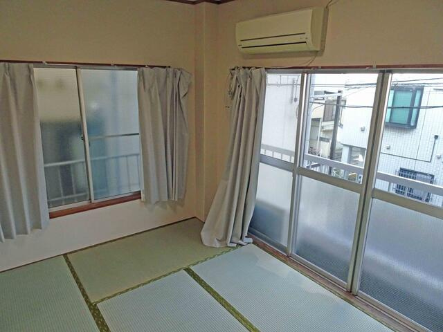 ともえマンションの和室