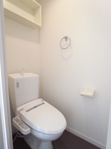 コンパクトで使いやすいトイレです