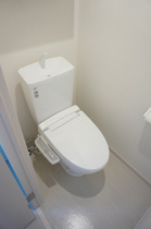 清潔感のあるトイレです