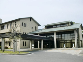 蓮田市役所まで1600m