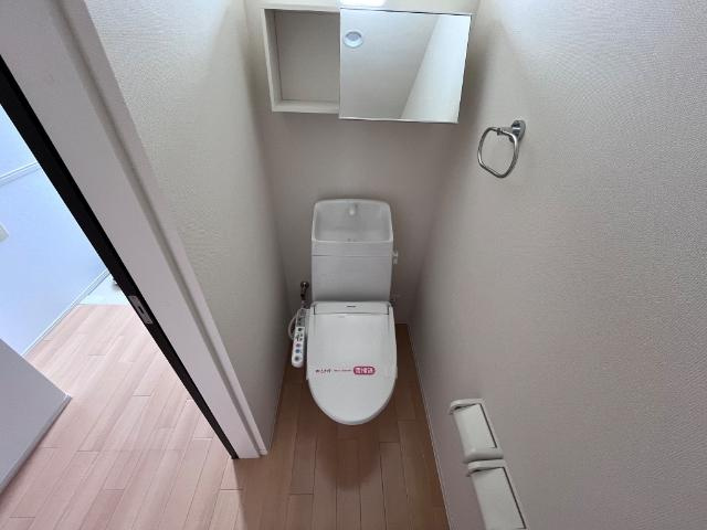 シャワー付トイレ