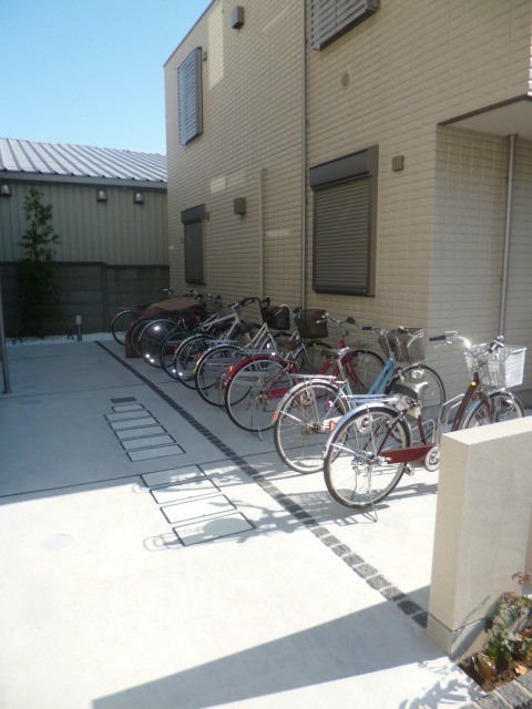 メゾン パーシモンのその他共用部分|★入居者専用駐輪場★