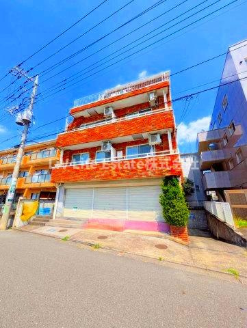 アルスターハウスの外観