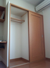 中はこのようになっています