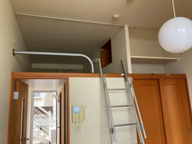 開放的な寝室です