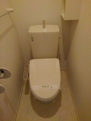 シンプルで使いやすいトイレです