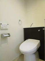 清潔感のあるトイレです