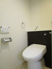 清潔感のあるトイレです