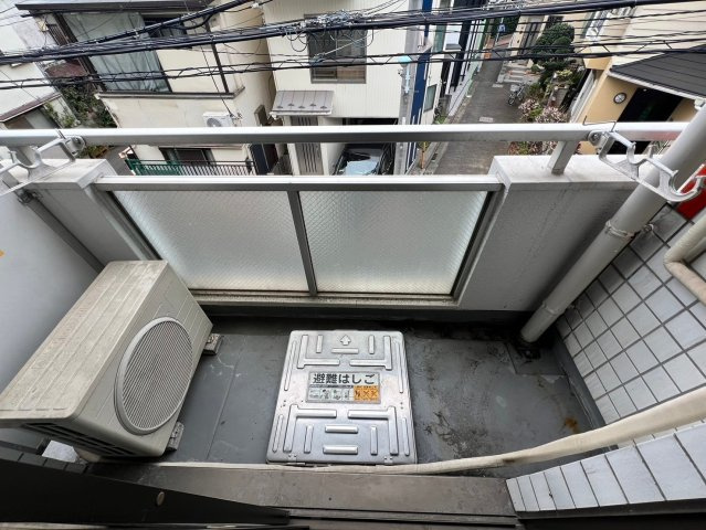 ハイシティ方南町のバルコニー|開放的で明るい空間を演出してくれるバルコニーです