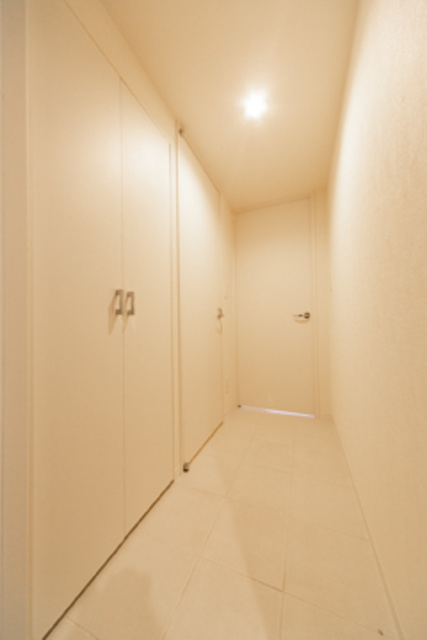 ＥＭＢＥＬＬＩＲ中野富士見町の玄関|※写真は同タイプ住戸です。