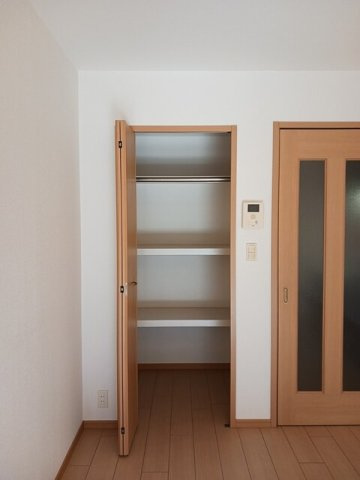 小物を収納するのに便利です