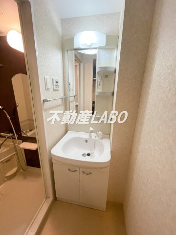 Luxe難波西Ⅲの洗面所