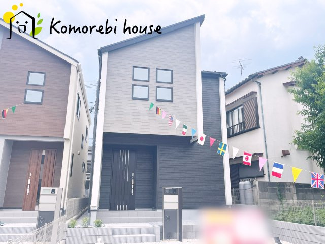 さいたま市見沼区大谷　新築一戸建て　ブルーミングガーデン　02