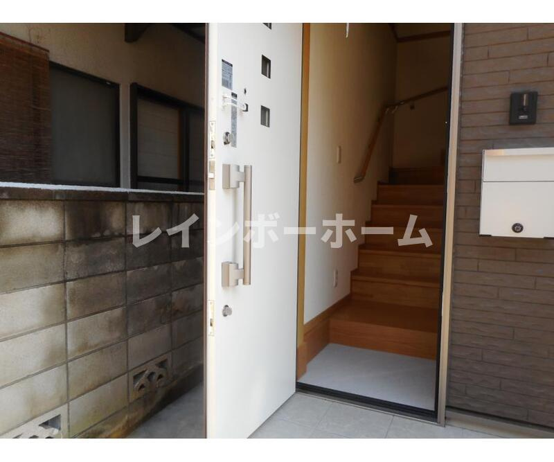 ファインライズの玄関