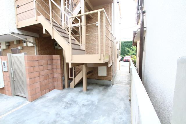 ファーストインプレスのその他共用部分|共用設備 駐輪スペース(2F・3F入居者)