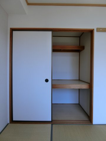 セジュールサバス　D棟の収納|イメージ101号室の写真（反転あり）