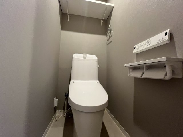 ホワイトパレス香住ヶ丘Aのトイレ|毎日快適に使える、落ち着きある上質なトイレスペース☆