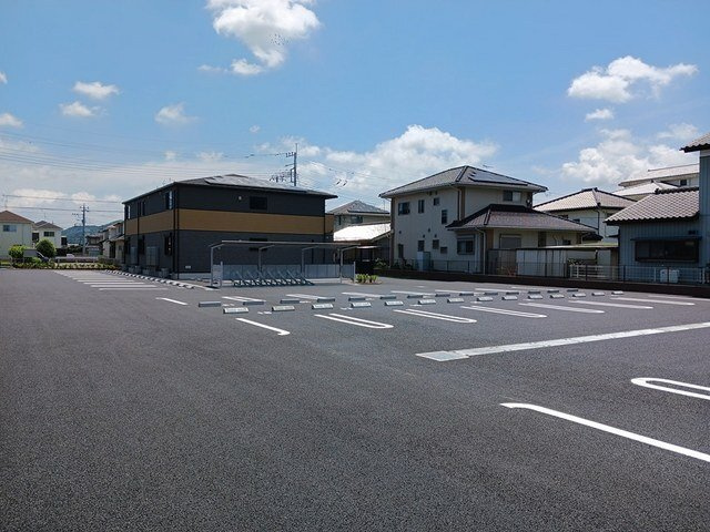 カミーノ　アムレト　Ⅲの駐車場