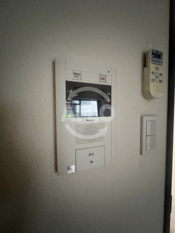 ラブ心斎橋ウエストのセキュリティ|LAV心斎橋WEST　モニター付きインターフォン
