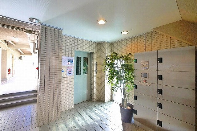 シティコープ新大宮のその他共用部分|エレベーターもございます。