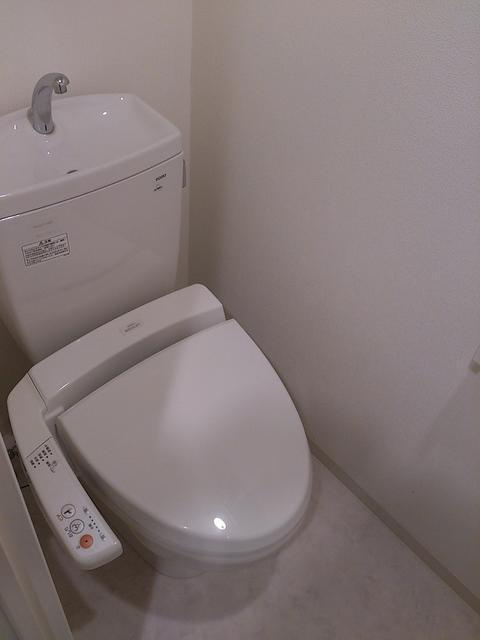 トレゾール亀戸のトイレ