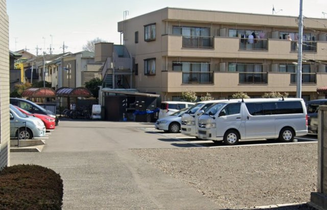 第2エクセルねり善の駐車場|駐車場に車を止められます