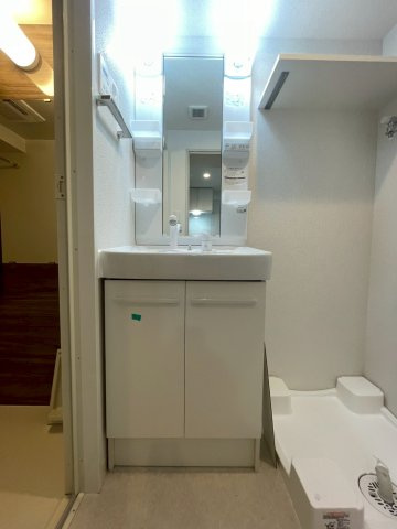 MAXIV練馬TREの独立洗面台|独立洗面台あり、毎朝おしゃれに忙しい女性の方におすすめです