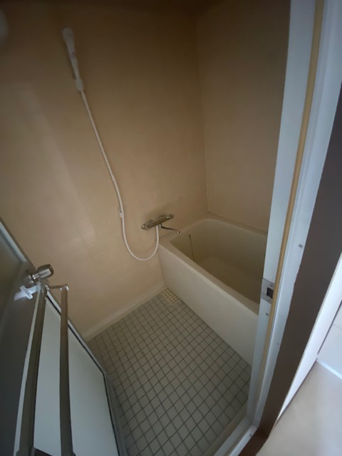 オークヴィラの浴室|日々の疲れを癒すお風呂付です