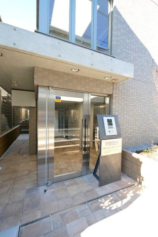 ハーモニーレジデンス中野本町パークサイドの外観|外観は落ち着いています