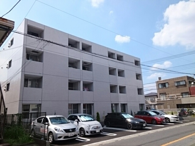 クレメント中浦和の駐車場