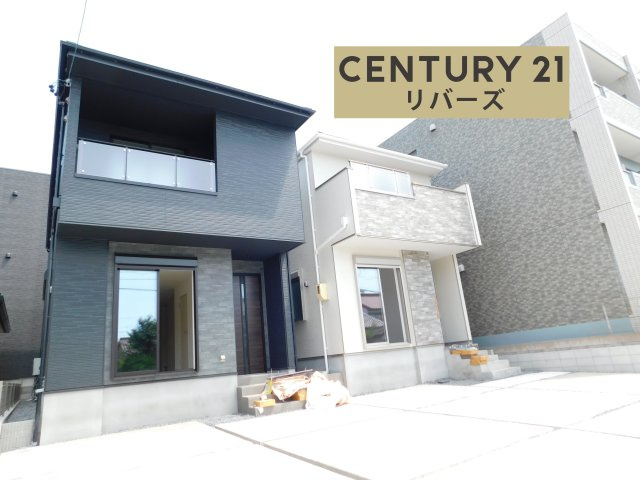 名古屋市港区港北町３丁目の新築一戸建の外観|☆１号棟☆　　いつでも見学できます♪（お問合せ当日、平日、水曜、夜間でもＯＫ）　南向き！　敷地４１．５４坪！　駐車最大４台可！　収納＋カウンター付きリビング２０．６帖♪　小・中学校徒歩３分！