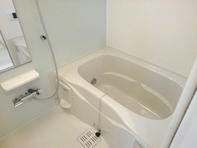 ブリスタの浴室