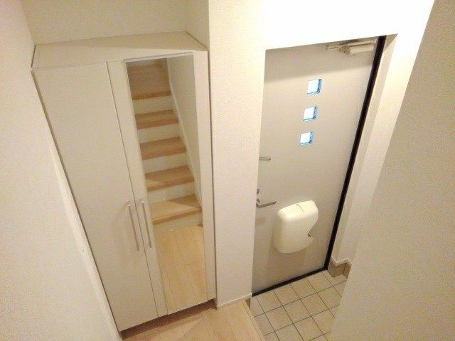 ブリスタの玄関