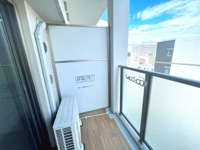 エスリード京橋グランツのバルコニー