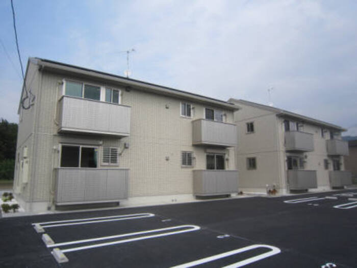 ガーデンヴィラ A棟の外観|おしゃれな外観です