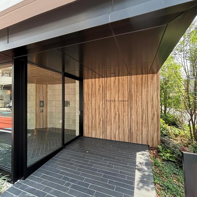 パークアクシス新宿西落合のエントランス|落ち着いたエントランスです