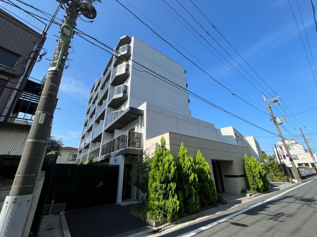 WINGTERRACE大鳥居の外観