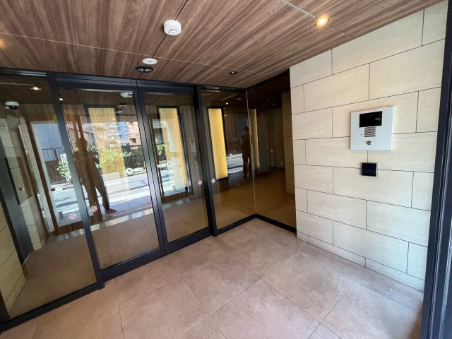WINGTERRACE大鳥居のロビー
